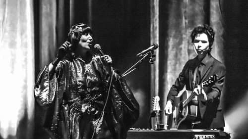 Yeah Yeah Yeahs: Hidden in Pieces