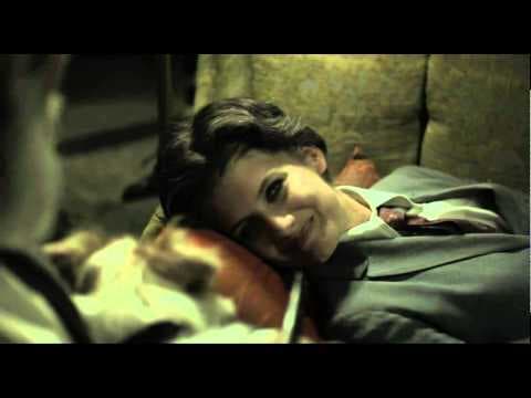 BEGINNERS - clip: Dress up party!