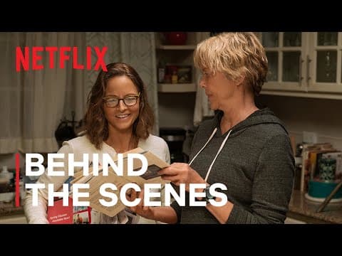 Annette Bening and Jodie Foster On Set