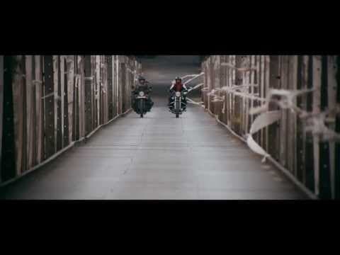 Neelakasham Pachakadal Chuvanna Bhoomi - Official Teaser 1