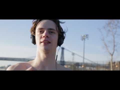 The Shy Nudist || SHORT NUDIST COMEDY [BEST DIRECTOR & BEST ACTOR @ NYU TISCH 48 in 2016]