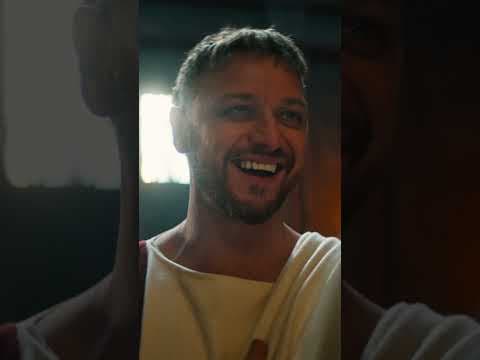 His name is Clarence 🙌