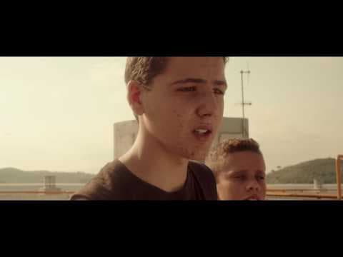 En la azotea / On the Roof (Trailer)