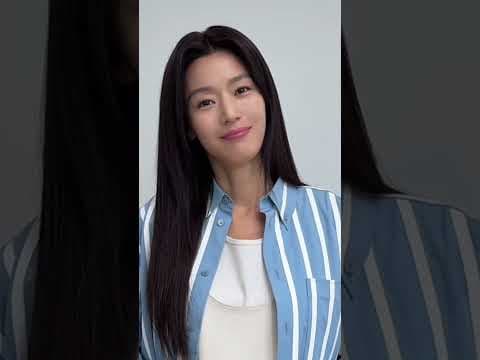 Gianna Jun wants you to experience COLONY on the big screen. [Subtitled]