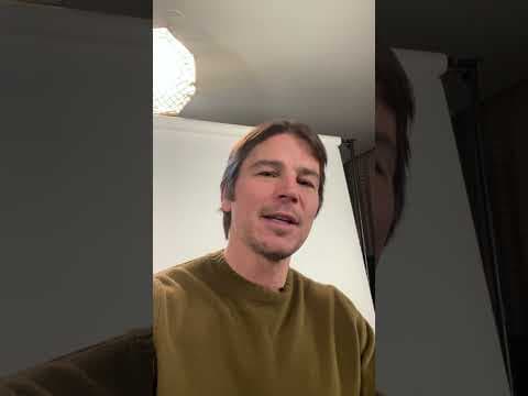 It's opening weekend! And when Josh Hartnett tells us to do something, we listen.