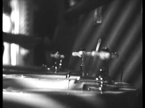 Woman of Tokyo / 東京の女 (1933) (EN/BR/RU/PL/ES/FR/IT)