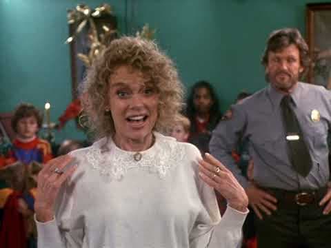 Christmas in Connecticut (1992) Original Trailer