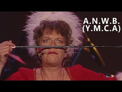 Brigitte Kaandorp - A.N.W.B. (Y.M.C.A.) (Chez Marcanti Plaza - 1995)