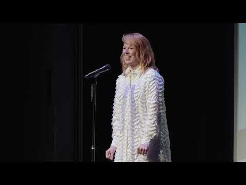 Alma Pöysti Introduces Fallen Leaves