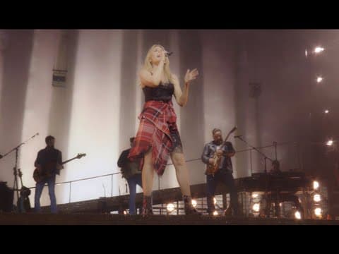 Kylie Minogue - Lost Without You (Live From The Golden Tour)