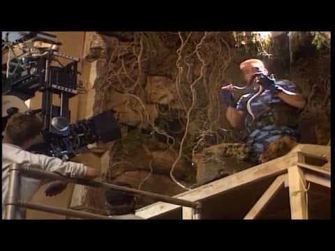 Street Fighter (1994) - Outtakes