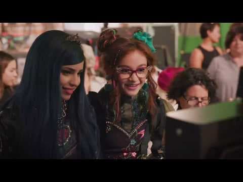 Descendants 3 - Behind the Scenes | Lights, Camera, Action