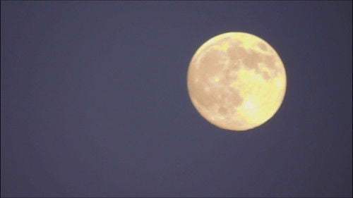 No mires a los ojos de la gente