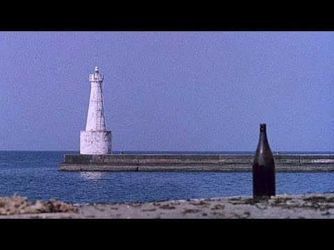 Roger Ebert on Ozu's Floating Weeds