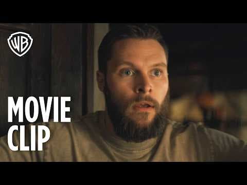 Family Chases a Scorpion - Deleted Scene
