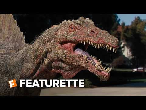 Exclusive Featurette - Spinosaurus