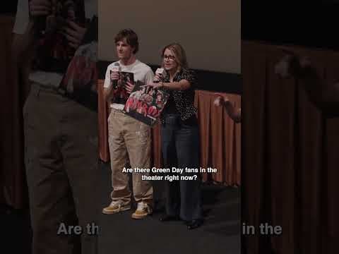 You never know who you’ll run into at a Nimrods screening!