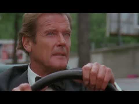 Bond pursues Mayday through Paris