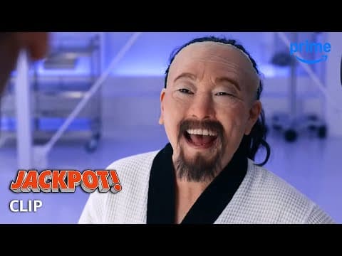 Awkwafina Uses a Disguise to Escape